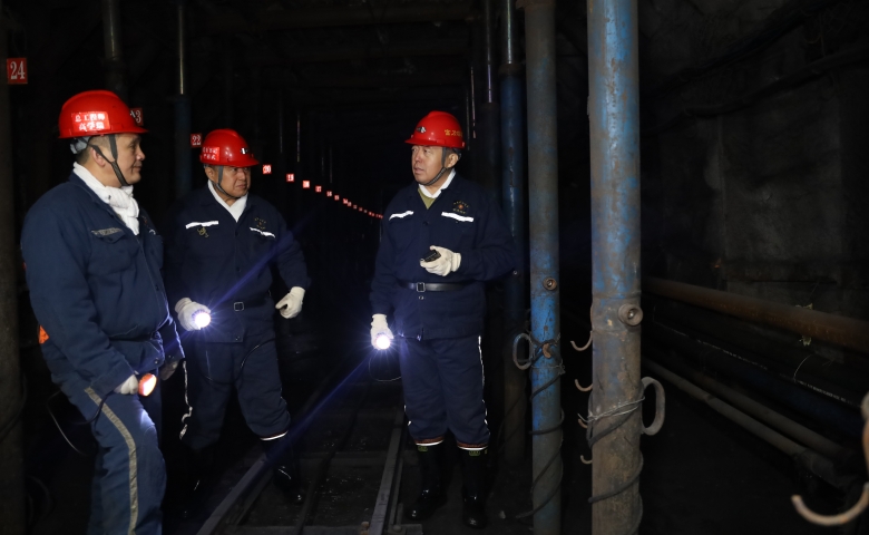 韩福生在富力矿宣讲调研检查时强调 深入学习宣传贯...