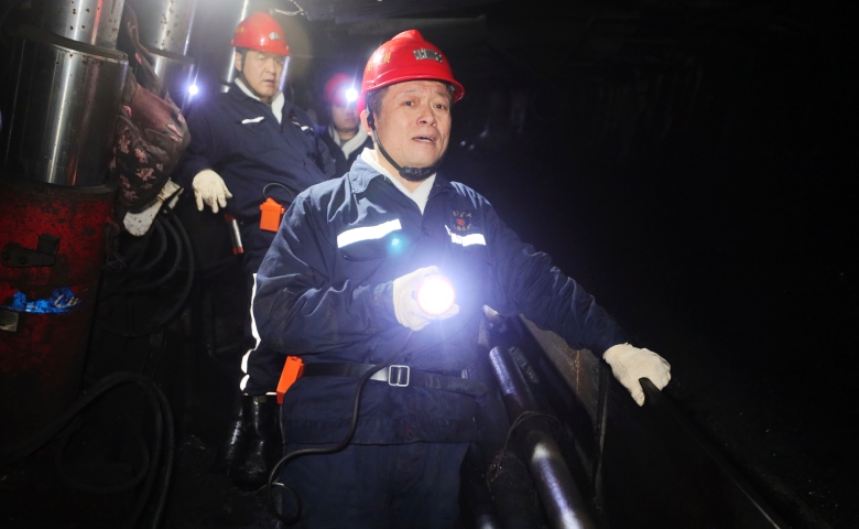 鲍衍胜到峻德矿调研检查工作