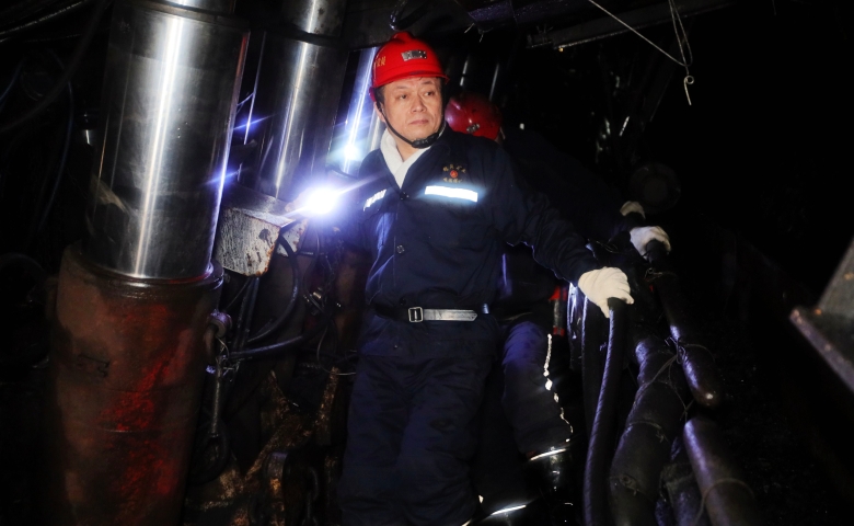 鲍衍胜到峻德矿调研检查工作